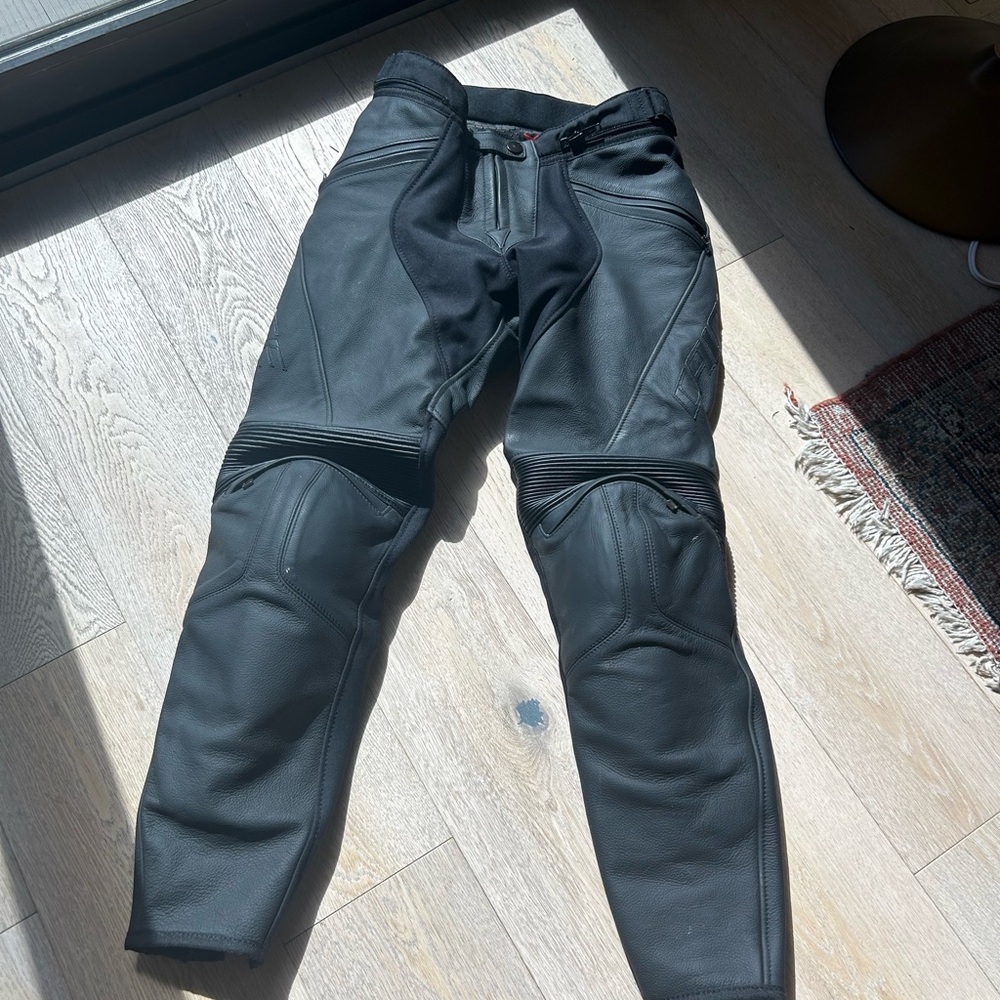 Black Motorcycle Riding Pants - Picture 2 of 6